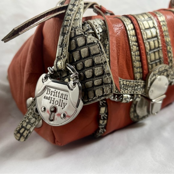 Brittan & Holly leather medium shoulder bag - Picture 3 of 9